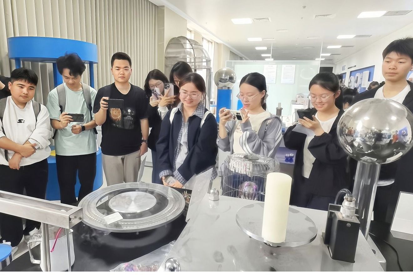 ​中央民族大学2026年科普活动月系列活动顺利举办